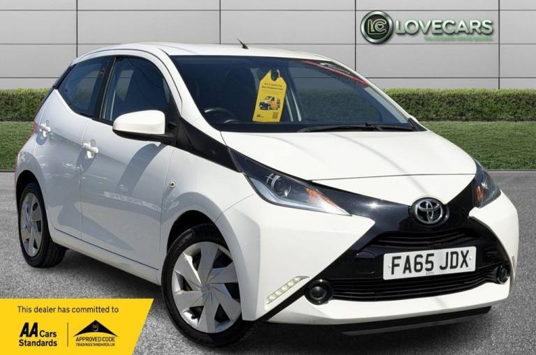 2016 Toyota AYGO 1.0 VVT-i x-play Hatchback 5dr Petrol Manual Euro 5 Euro 5 (68 ps) Hatchback Pet...