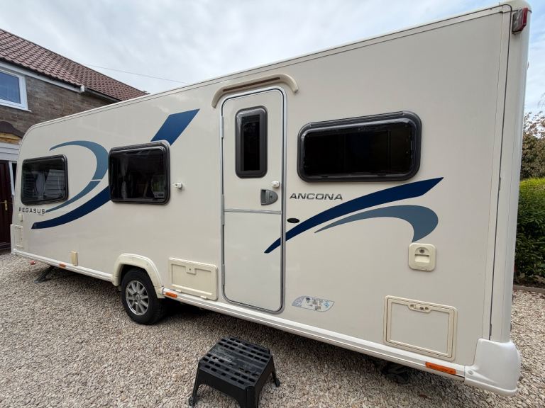 Bailey Pegasus Ancona 2011 6 Berth Triple Bunk Caravan