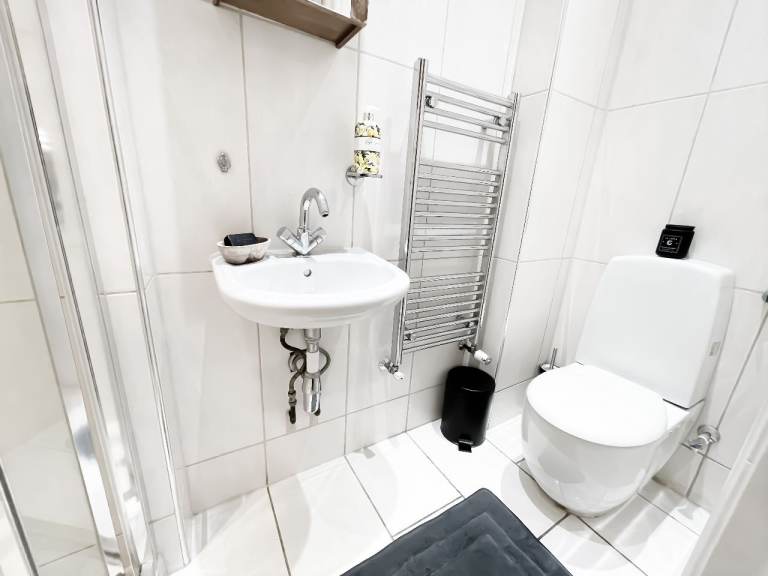 🔑 AMAZING DOUBLE ROOM IN HACKNEY | in Hackney, London | Gumtree
