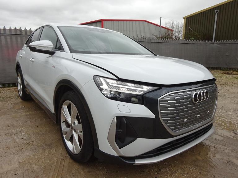 2023 23 REG AUDI Q4 E-TRON S LINE 35 ELECTRIC AUTO DAMAGED REPAIRABLE SALVAGE