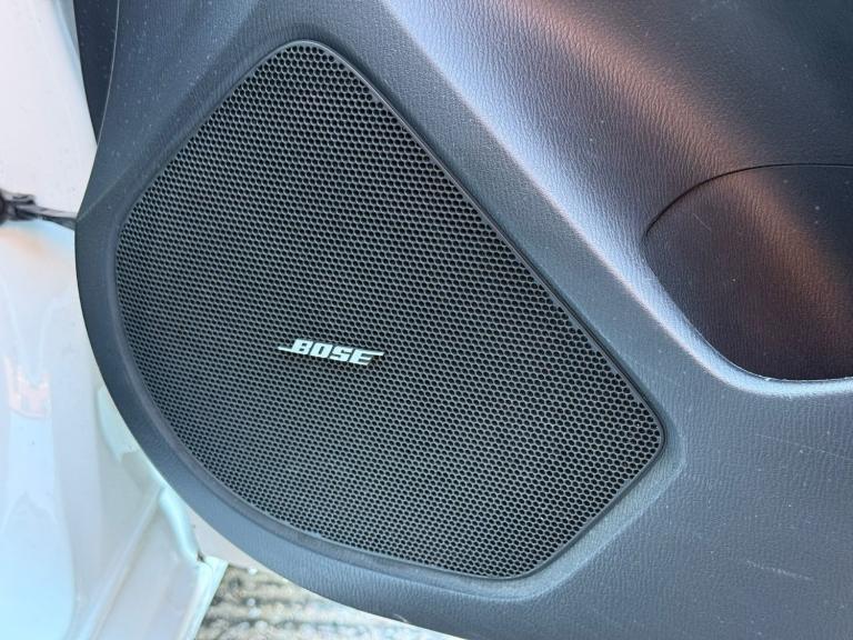 MAZDA MAZDA3 2.2 SKYACTIV-D Sport Nav 2015