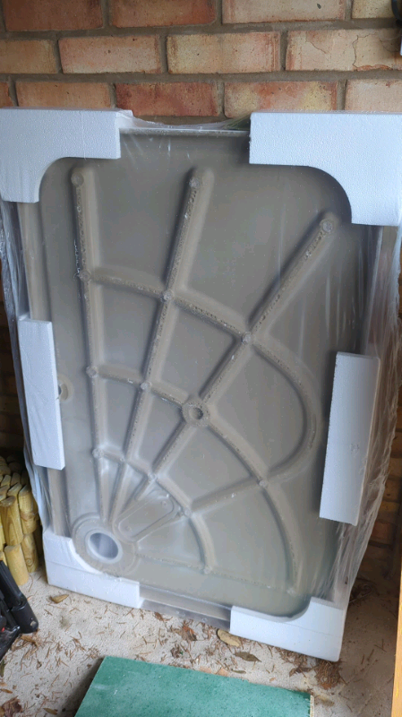 Shower Tray 1200 x 760mm - Brand new