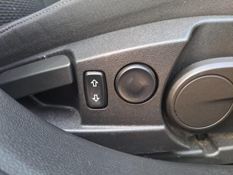 2014 Vauxhall Insignia 2.0 CDTi ecoFLEX Tech Line Sports Tourer Euro 5 (s/s) 5dr ESTATE Diesel Ma...