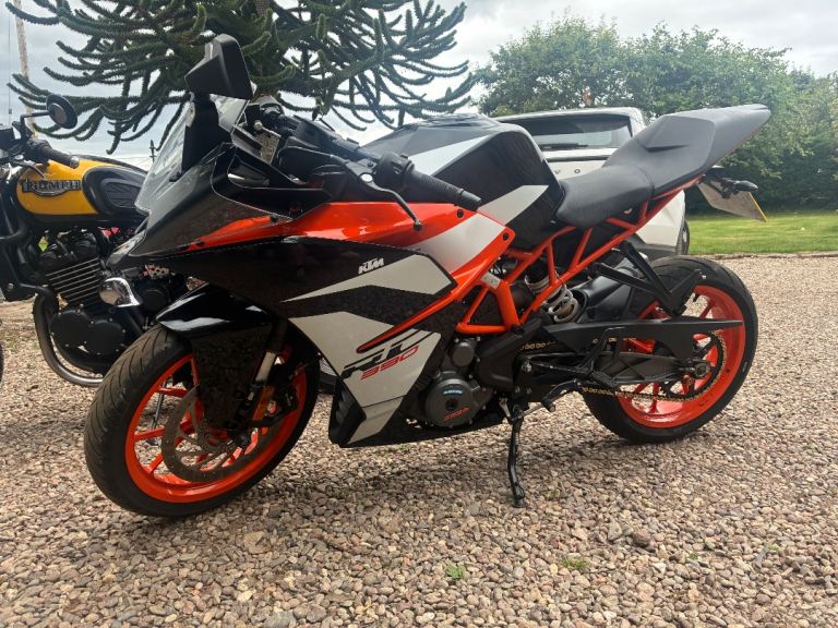 KTM RC390