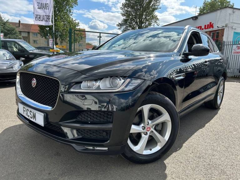 2017 Jaguar F-Pace 0.0 PORTFOLIO AWD 5d 178 BHP Estate Petrol Automatic