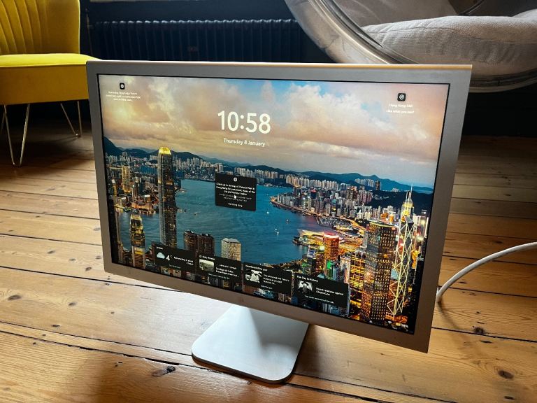 Apple Cinema Display 23" Full HD LCD Monitor - M9178LL/A