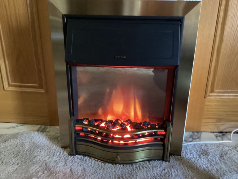 ELECTRIC FIRE DIMPLEX (ANTIQUE BRASS EFFECT)