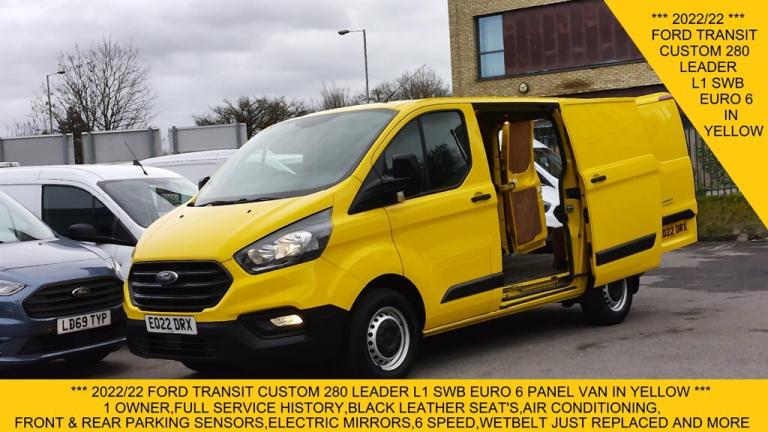 2022 Ford Transit Custom 280 LEADER L1 SWB IN YELLOW,BLACK LEATHER STYLE SEATS,AIR CONDITIONING,F...