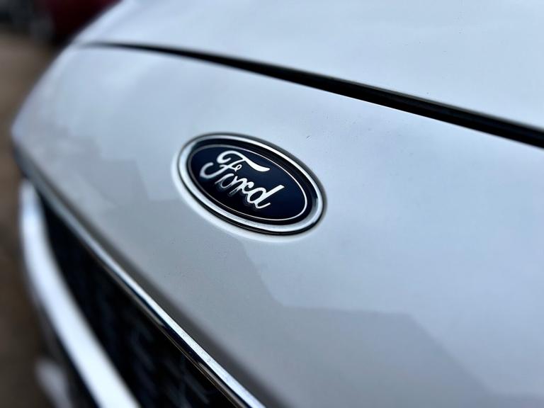 2019 Ford S-Max 2.0 EcoBlue 240 5dr Auto MPV Diesel Automatic