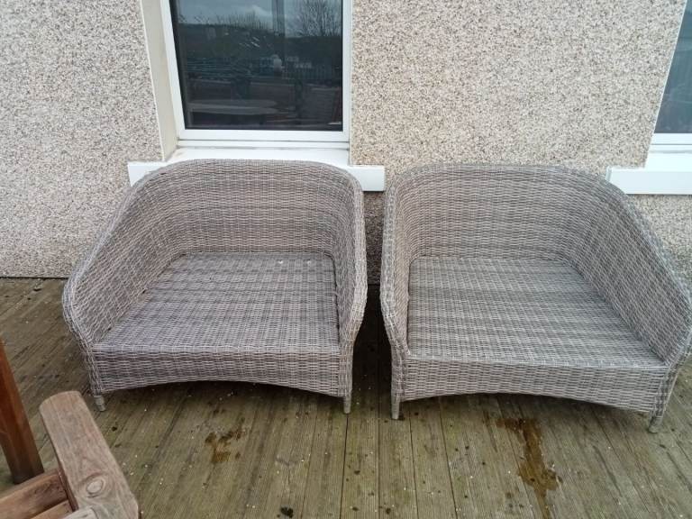 XL Garden Chairs 