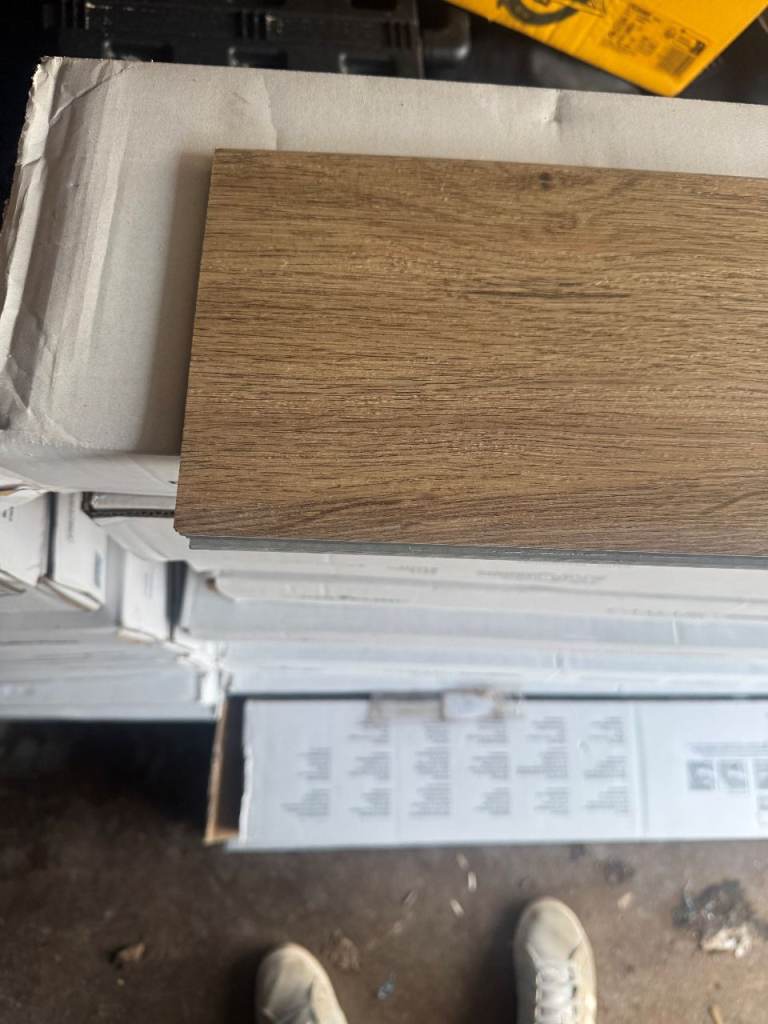 Polyflor Camaro Rigid Core – Hartland Oak LVT click flooring 47.96 SQM