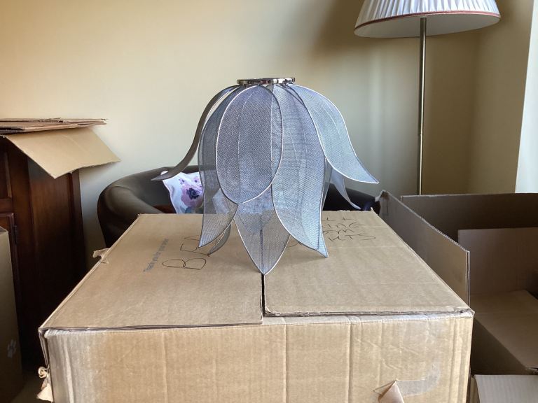 SILVER METAL PETAL CEILING PENDANT LAMPSHADE