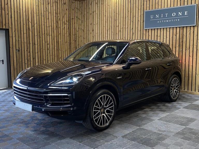 2022 Porsche Cayenne V6 E-Hybrid SUV HYBRID Automatic