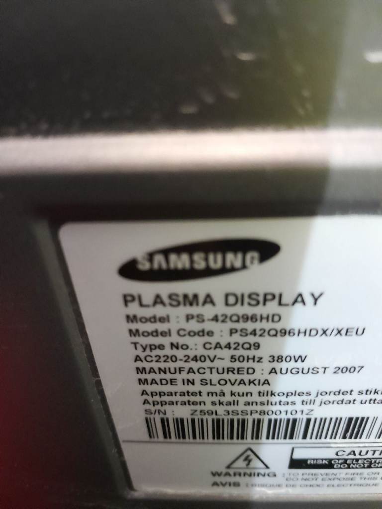 SAMSUNG 42 INCH PLASMA TV. NOT SMART