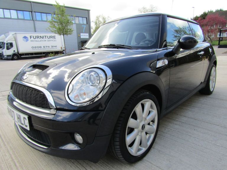 2007 MINI Cooper 1.6 COOPER S 2 DR PETROL 6 SPEED MANUAL LEFT HAND DRIVE  Sports Petrol Manual