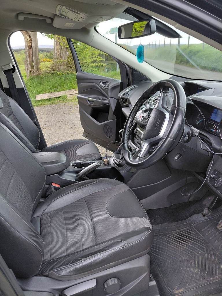 Ford, KUGA, Hatchback, 2014, Manual, 1997 (cc), 5 doors