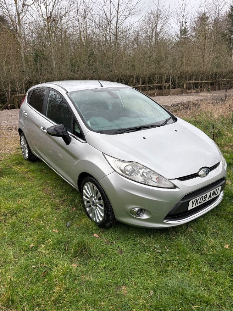 Ford, FIESTA, Hatchback, 2009, Manual, 1388 (cc), 5 doors