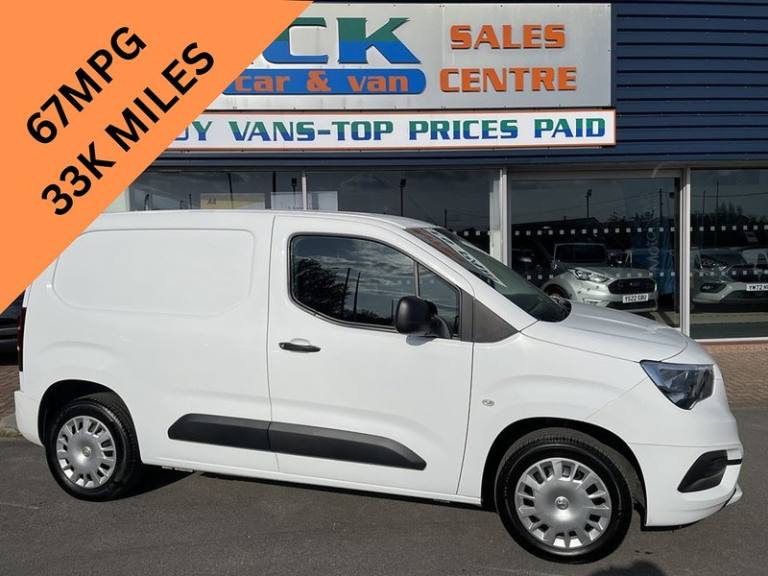 2019 Vauxhall Combo 2300 1.5 Turbo D 100ps H1 Sportive Van PANEL VAN DIESEL Manual