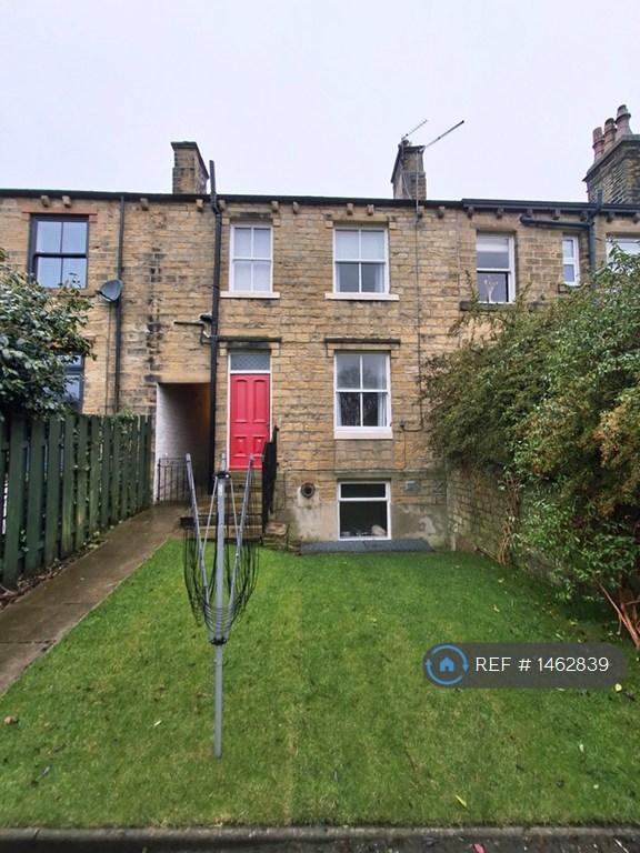 2 bedroom house in Concord Street, Holmfirth, HD9 (2 bed) (#1462839)