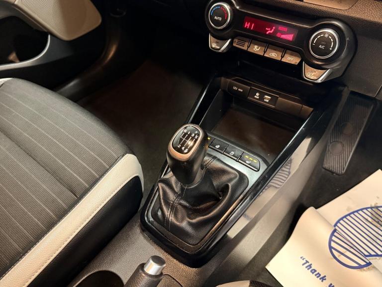 2018 Kia Stonic 1.0 T-GDi First Edition Euro 6 (s/s) 5dr HATCHBACK Petrol Manual