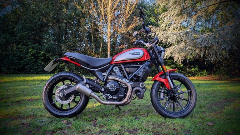 2019 Ducati Scrambler 800 retro Vtwin 800cc motorcycle V twin only 3k miles FSH