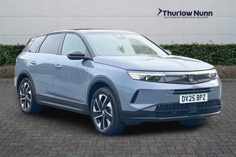 2025 Vauxhall Grandland 1.2i Turbo (136 PS) Ultimate 5 Door Petrol Hybrid SUV Automatic  SUV Hybr...