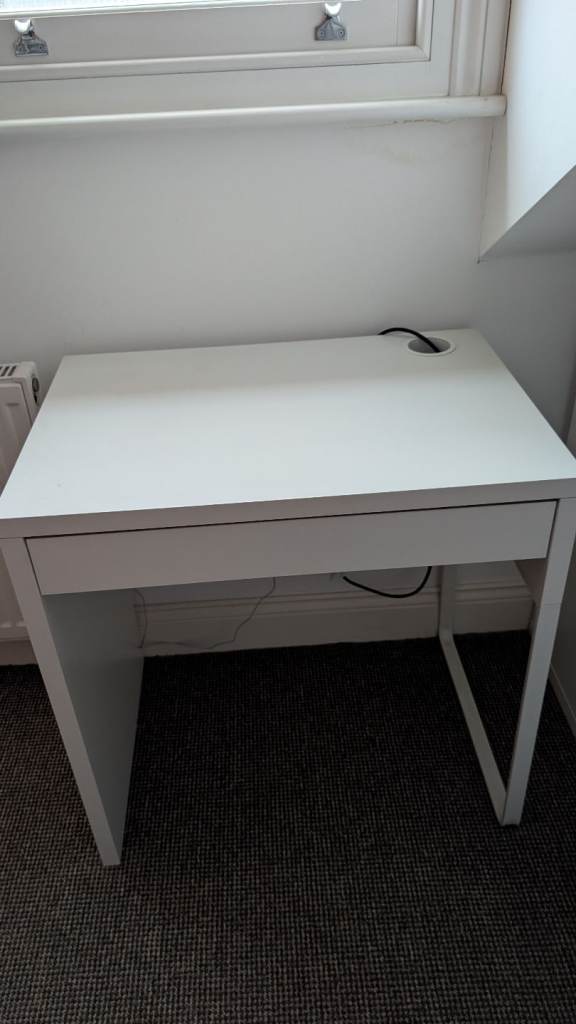 Ikea white desk 