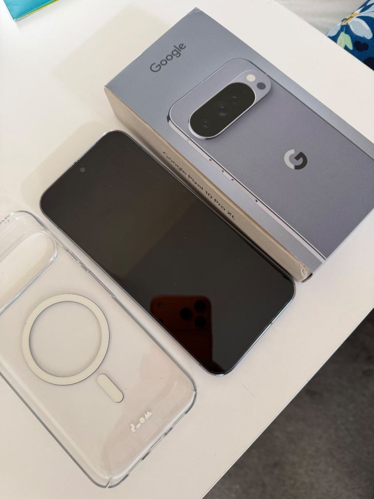 Google Pixel 10 Pro XL - 256GB - Like New 