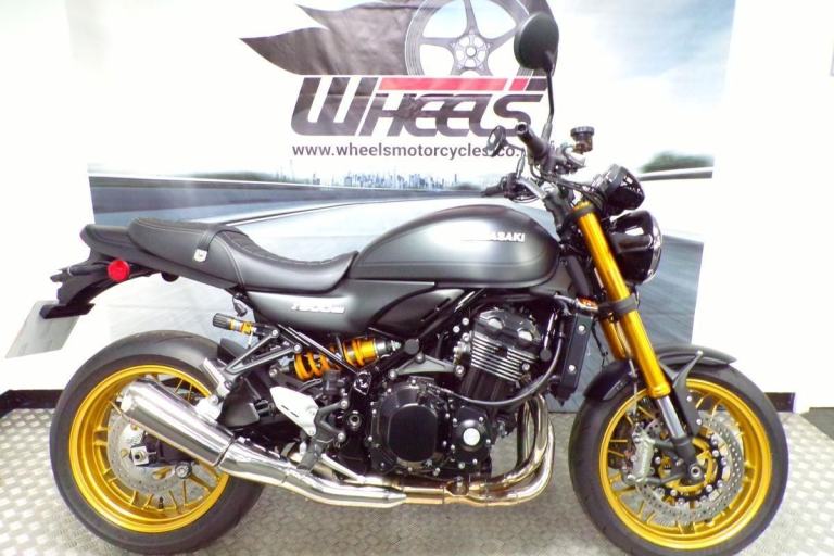 2025 KAWASAKI Z900RS SE WITH ONLY 169 MILES FROM NEW