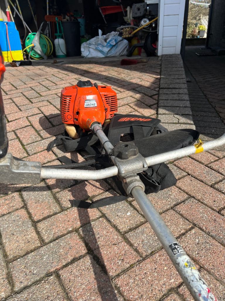 Arm 4000 echo strimmer 