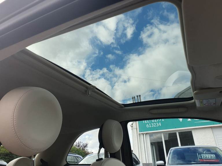 2018 (68) Fiat 500 Lounge 1.2 3 Door Hatchback - Low Mileage/Full Service History