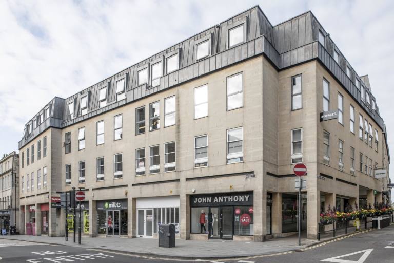 Bath - BA1 1RG \ Office Space with 5 Workstations Available Immediately