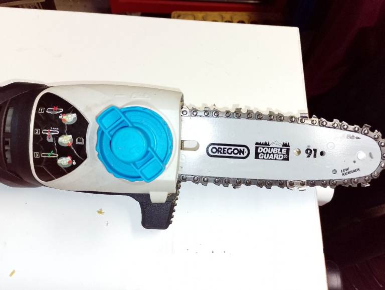 McAllister 750watt tree pruner 