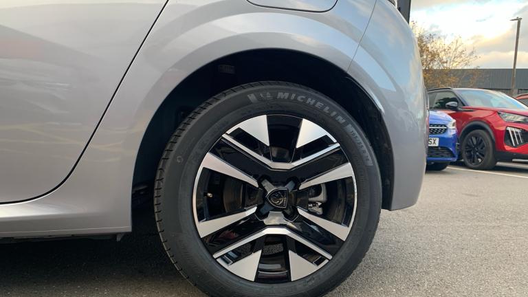 2024 Peugeot 208 50kWh E-Style Hatchback 5dr Electric Auto (7.4kW Charger) (136 ps) Hatchback Ele...