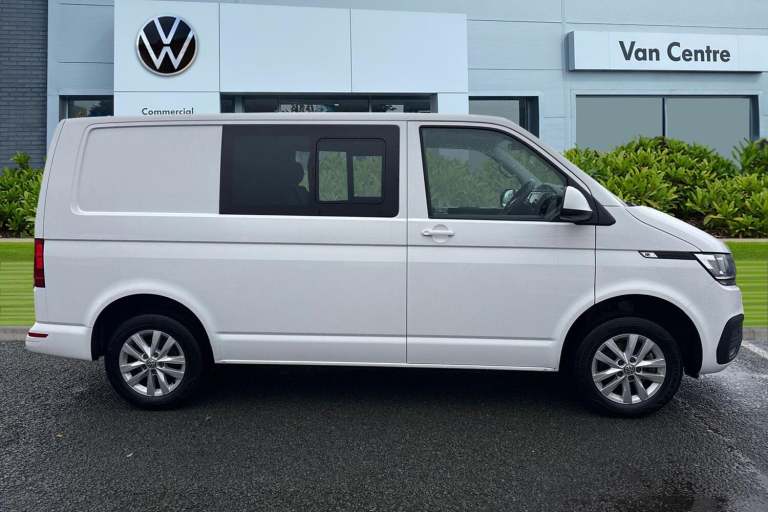 2024 Volkswagen Transporter 2.0 TDI 150 Highline Kombi Van WINDOW VAN DIESEL Manual