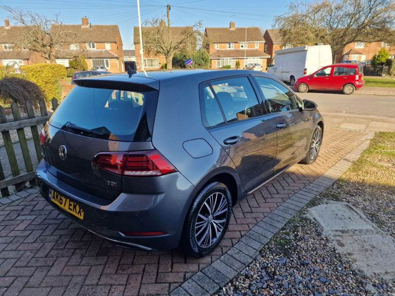 Volkswagen, GOLF, Hatchback, 2017, Manual, 1598 (cc), 5 doors