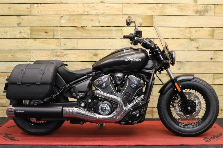 BRAND NEW INDIAN SUPER SCOUT 1250 - BLACK SMOKE - £1000 OFF RRP! IN STOCK