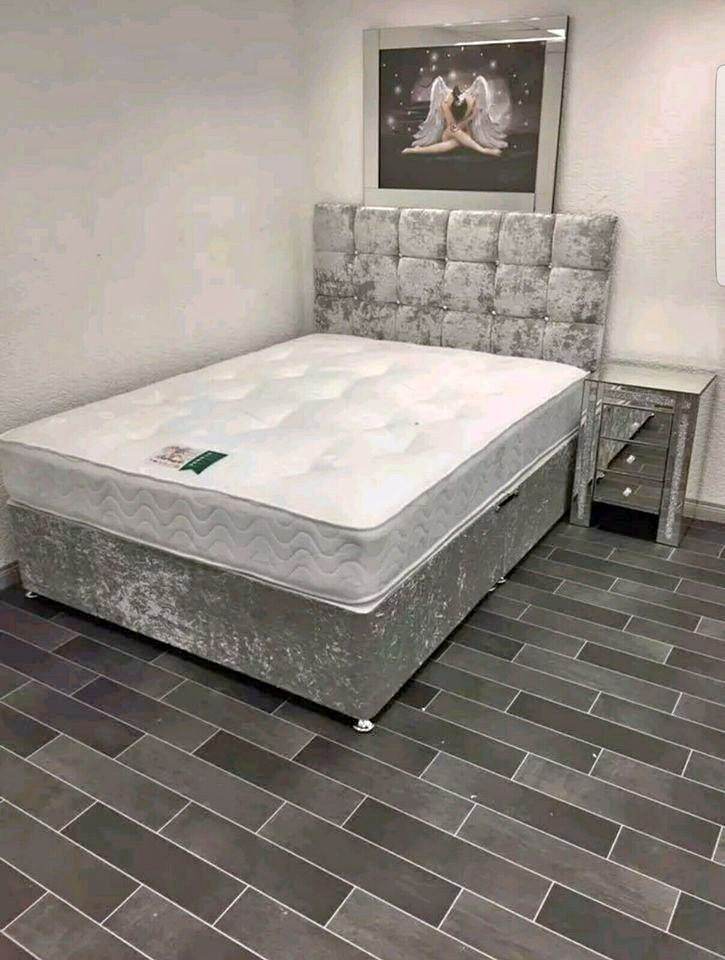 💞💫double size bedframe with soft mattress