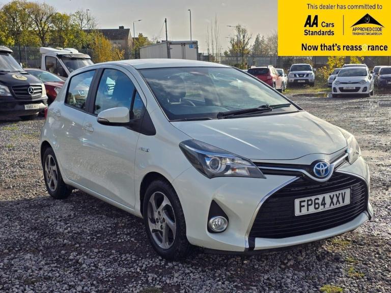 2015 Toyota Yaris 1.5 VVT-h Icon Hatchback 5dr Petrol Hybrid E-CVT Euro 6 (101 ps) Hatchback Hybr...