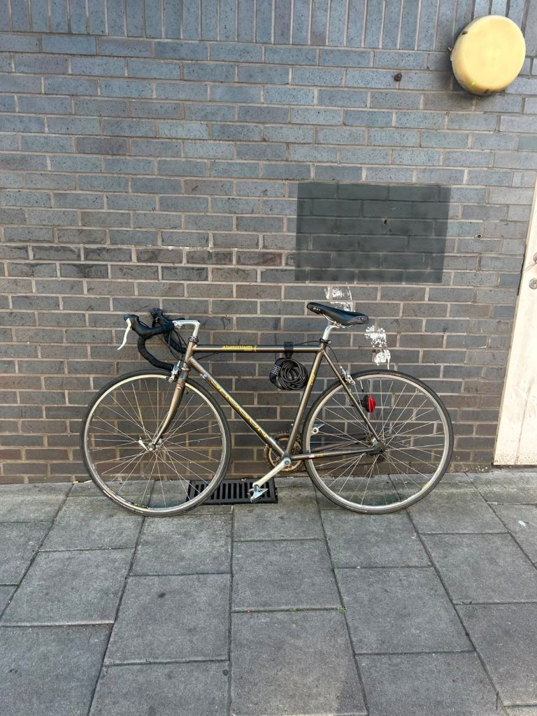 Shogun Adult Road Bike – Lightweight Aluminium Frame