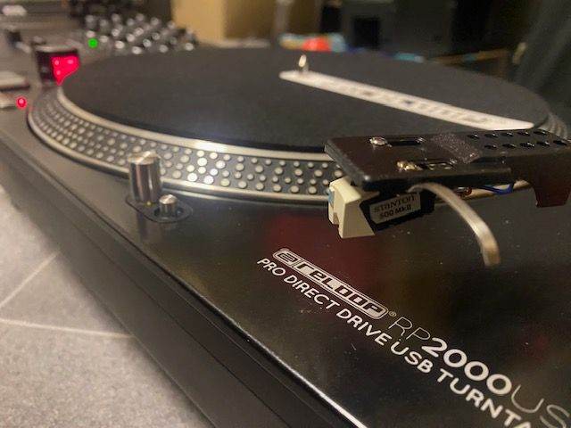 TURNTABLES/MIXER PACKAGE -RELOOP USB DIRECT DRIVE DJ TURNTABLES x2/ CITRONIC MIXER - £550