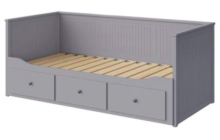 IKEA Hemnes Day Bed with 3 Drawers – Grey, As Good As New