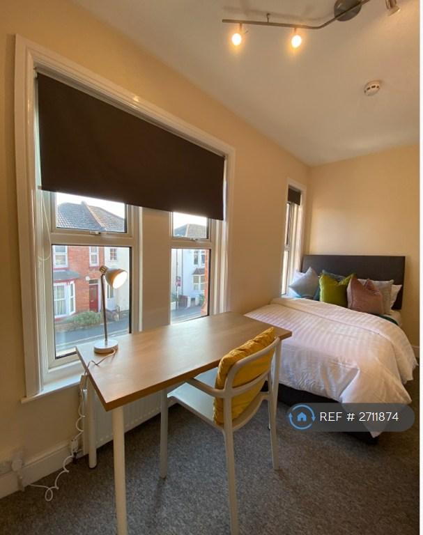 1 bedroom in Cromwell Road, Southampton, SO15 (#2711874)