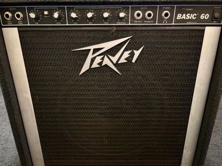 Peavey Basic 60 Bass Amplifier – Made in USA – Solid & Reliable