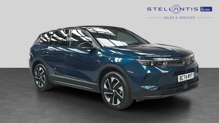 2025 Vauxhall Grandland 1.2 Ultimate SUV 5dr Petrol Hybrid e-DCT Euro 6 (s/s) (136 ps) SUV Hybrid...
