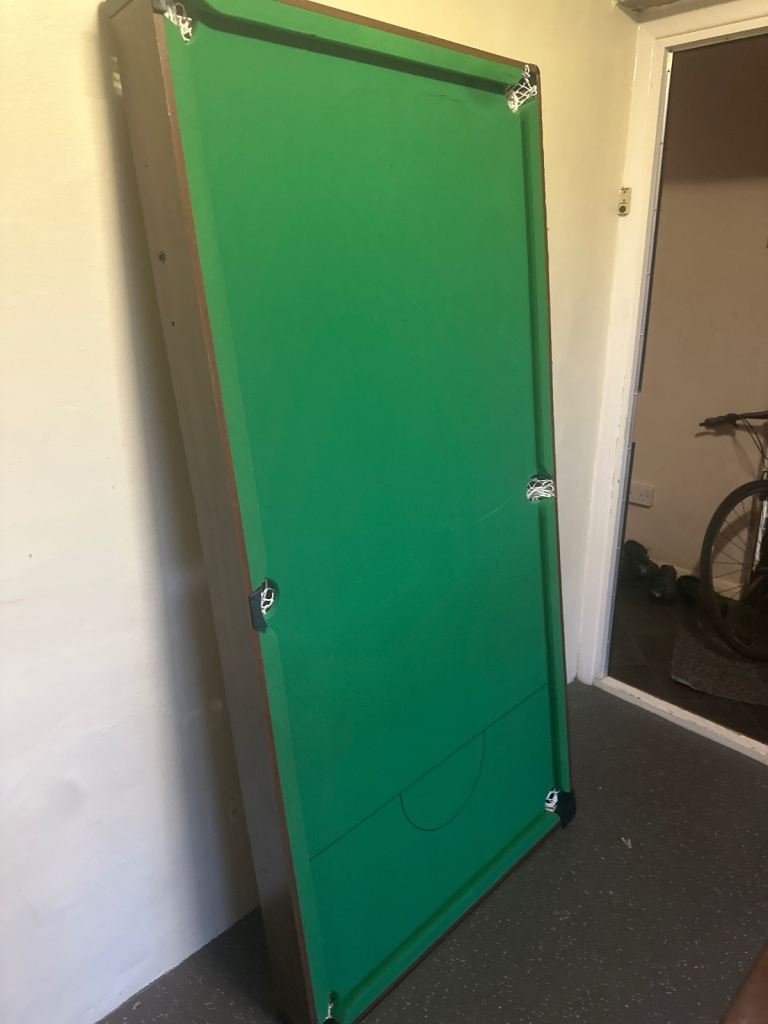 Full-Size Pool Table – Green Felt, Good Condition