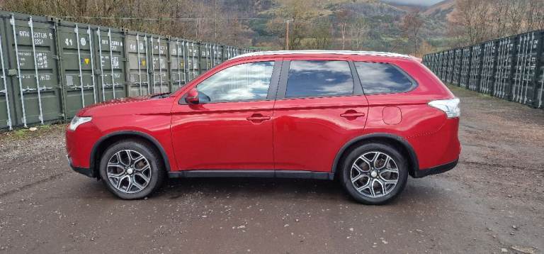 MITSIBISHI OUTLANDER 2.2 TD GX3 4X4 7 SEATER JAN 2016.  FULL MOT 