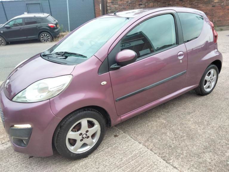 Peugeot, 107, Hatchback, 2011, Manual, 998 (cc), 3 doors