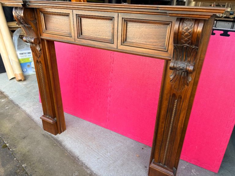 RIO Mantel piece