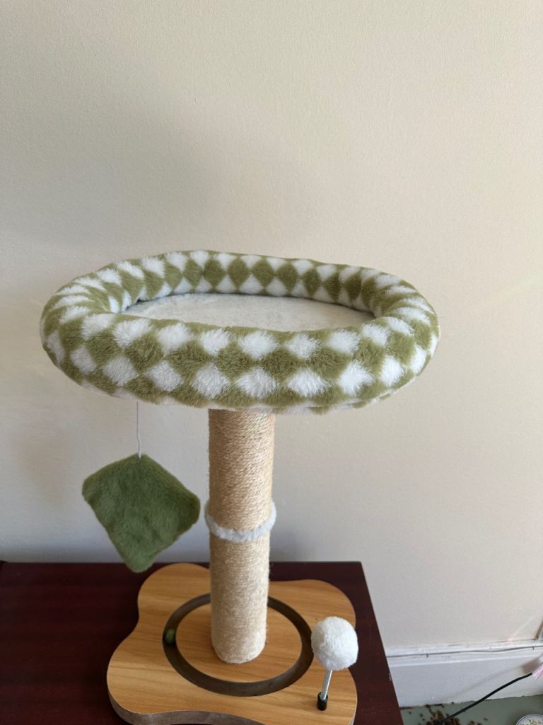 Cat tree